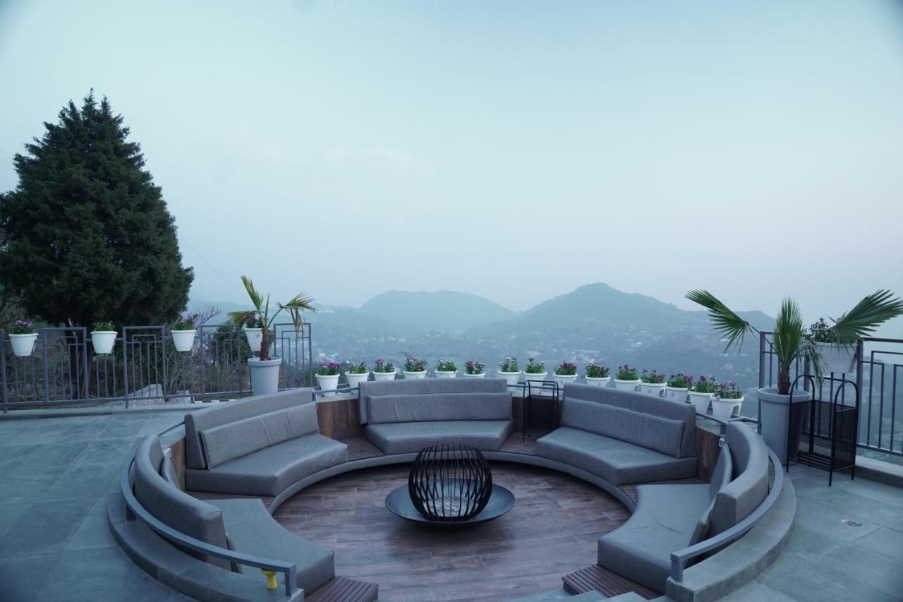 Whispering Pines Villa Bhimtal Exterior photo